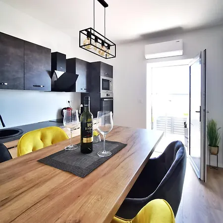 Apartament Alex *